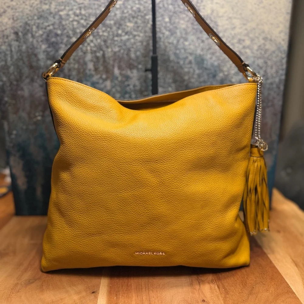 NWOT Michael Kors Boho Brooklyn Large Leather Shoulder Bag Shade Marigold/Cider - Picture 4 of 14